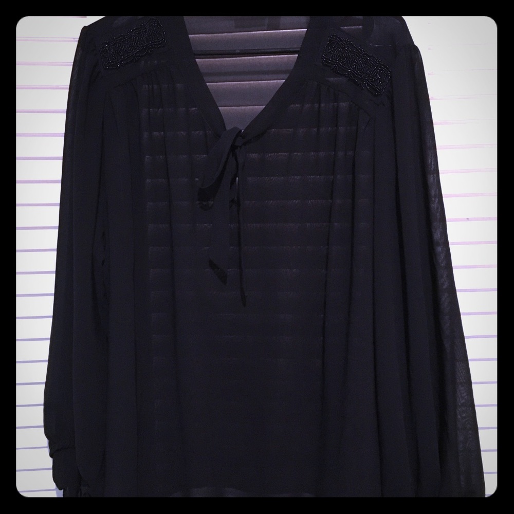 A.n.a.  2X Women’s shirt